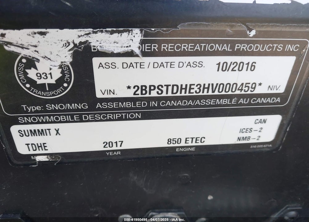 2017 SKI DOO SUMMIT X 850 VIN: 2BPSTDHE3HV000459