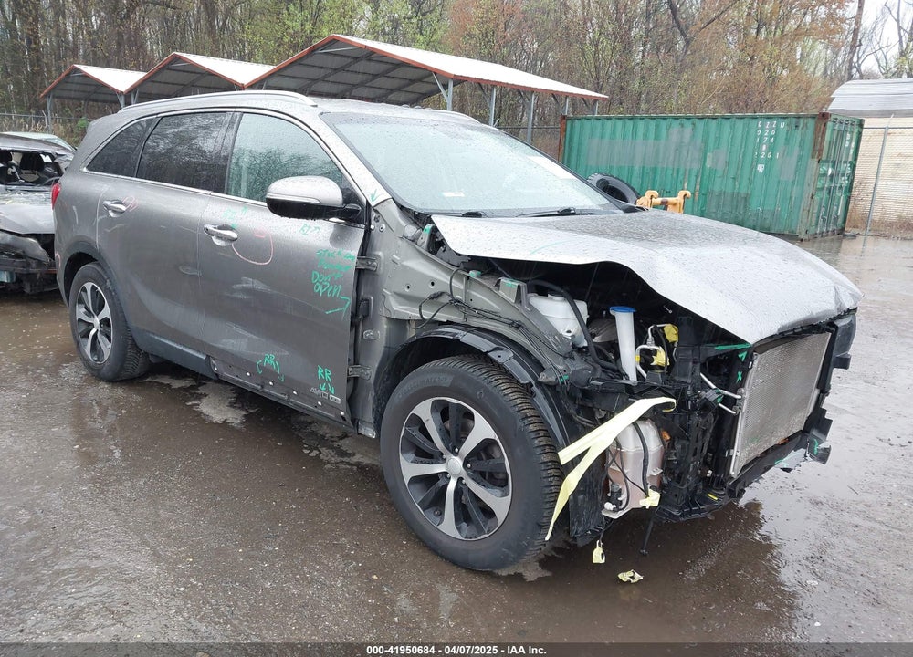 2017 KIA SORENTO VIN: 5XYPHDA53HG324946