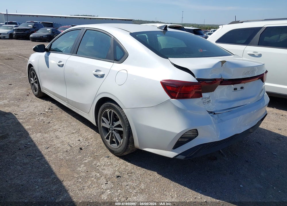 2022 KIA FORTE VIN: 3KPF24AD1NE479654