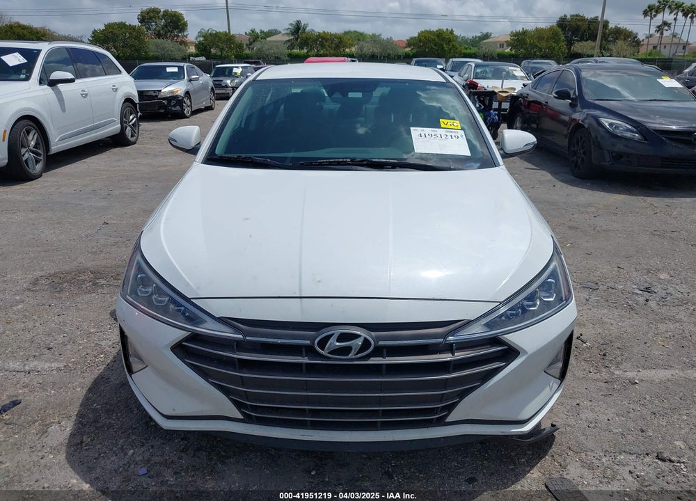 2019 HYUNDAI ELANTRA VIN: 5NPD84LF5KH446507