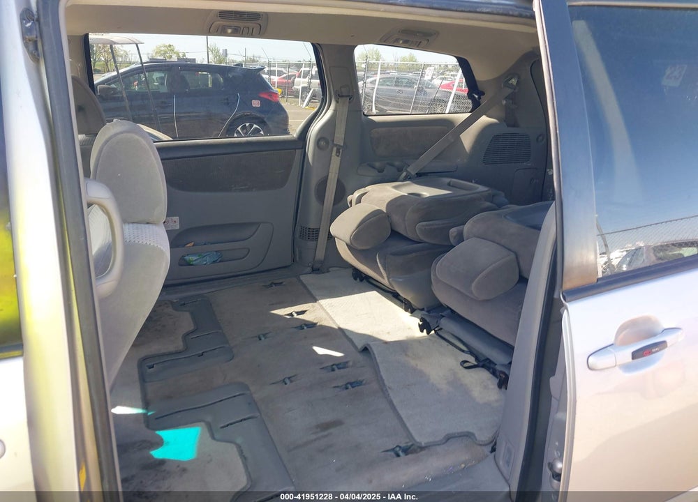 2007 TOYOTA SIENNA LE VIN: 5TDZK23C47S039250