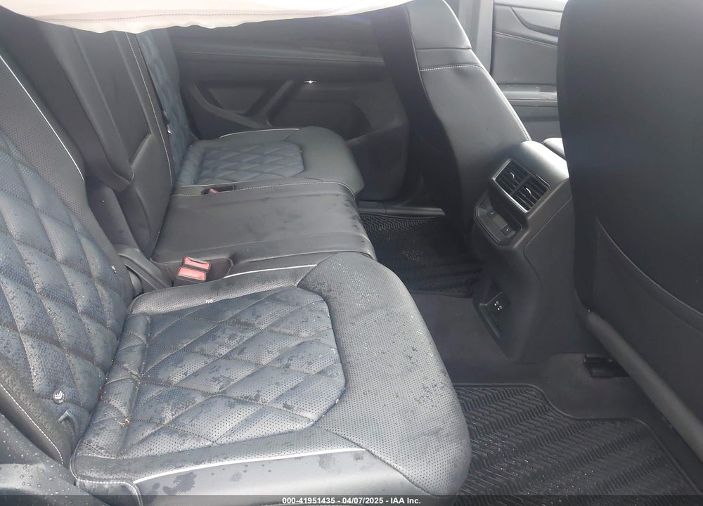 2024 VOLKSWAGEN ATLAS CROSS SPORT VIN: 1V2FE2CA0RC253583