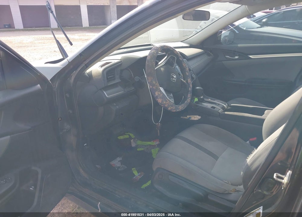 2018 HONDA CIVIC VIN: 2HGFC2F5XJH552653