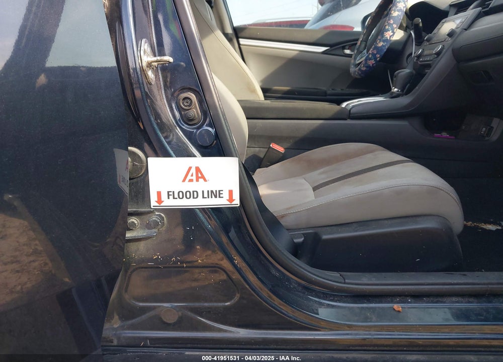 2018 HONDA CIVIC VIN: 2HGFC2F5XJH552653