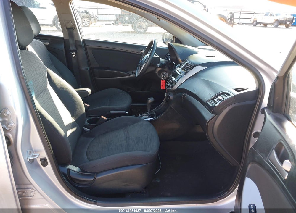 2017 HYUNDAI ACCENT SE VIN: KMHCT5AE6HU304641
