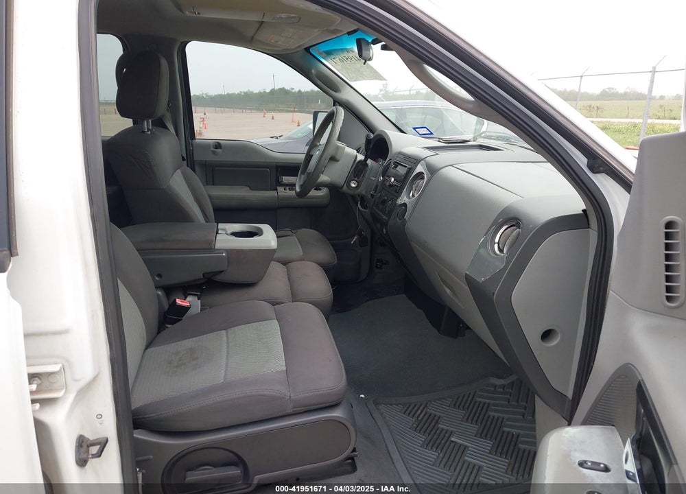 2006 FORD F-150 XLT VIN: 1FTRW12W16KC87861