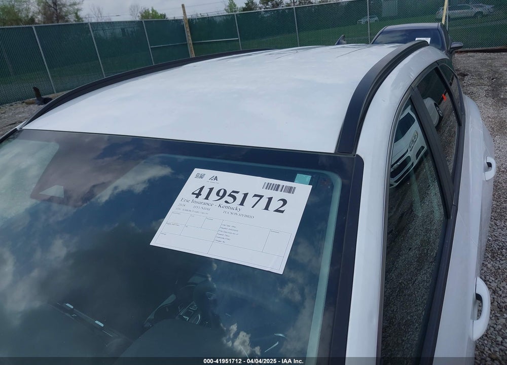 2024 HYUNDAI TUCSON HYBRID VIN: KM8JBCD16RU146195