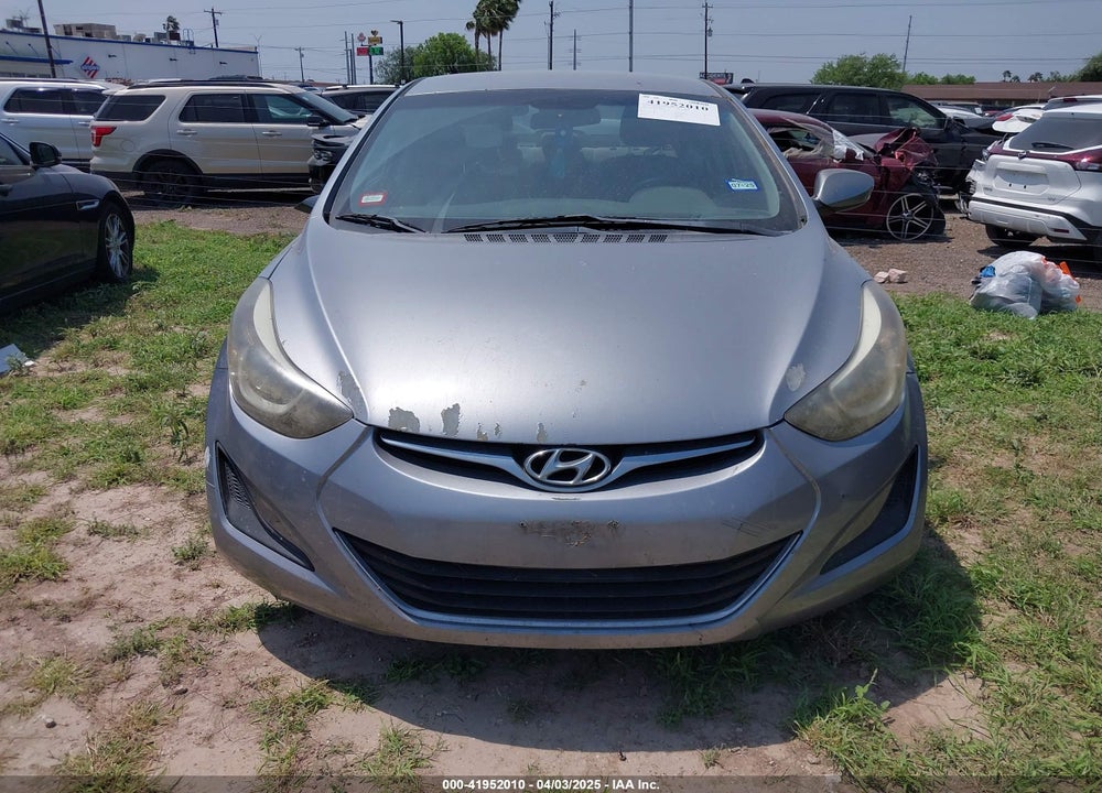 2016 HYUNDAI ELANTRA VIN: 5NPDH4AE9GH758184