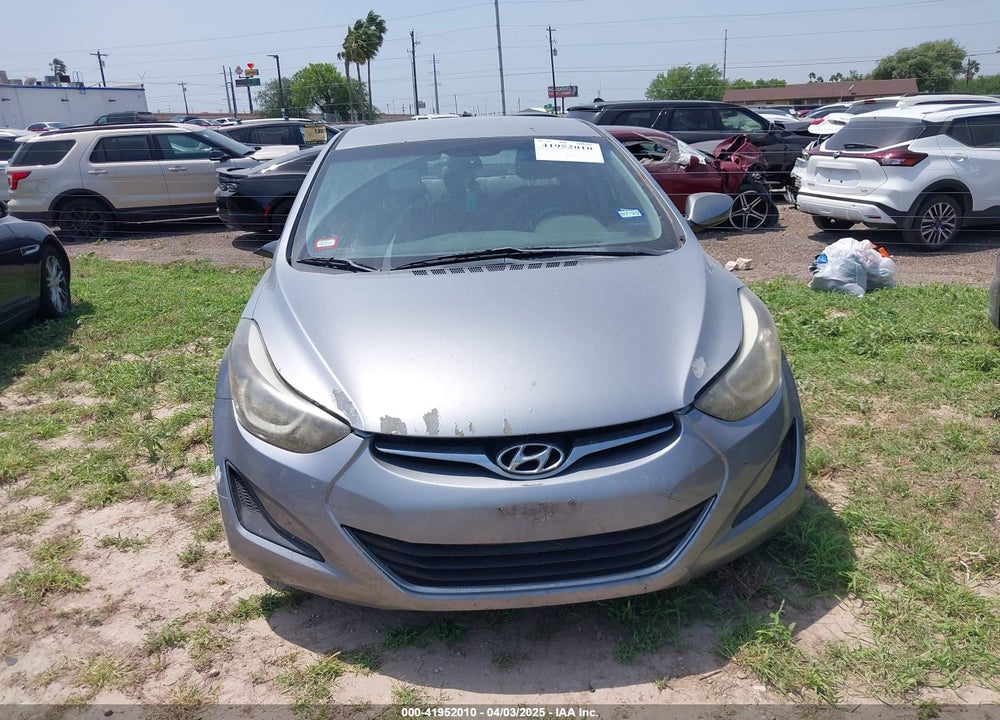 2016 HYUNDAI ELANTRA VIN: 5NPDH4AE9GH758184