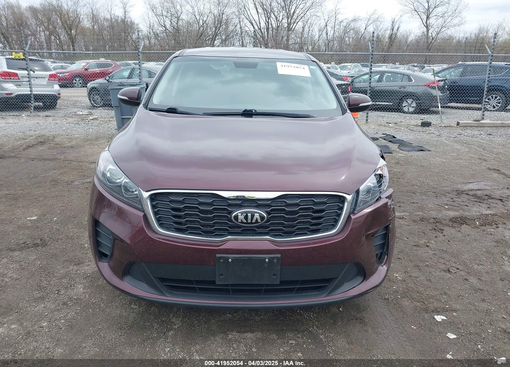 2019 KIA SORENTO 3.3L LX VIN: 5XYPGDA59KG488583