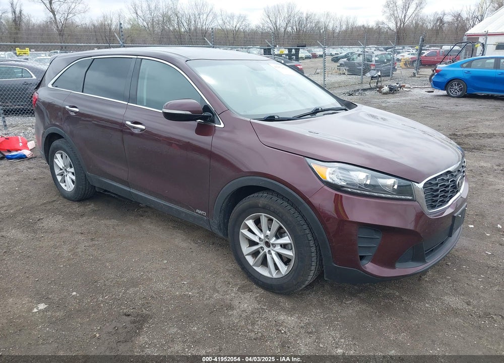 2019 KIA SORENTO 3.3L LX VIN: 5XYPGDA59KG488583