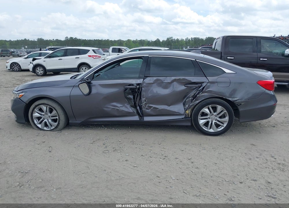 2019 HONDA ACCORD VIN: 1HGCV1F14KA123495