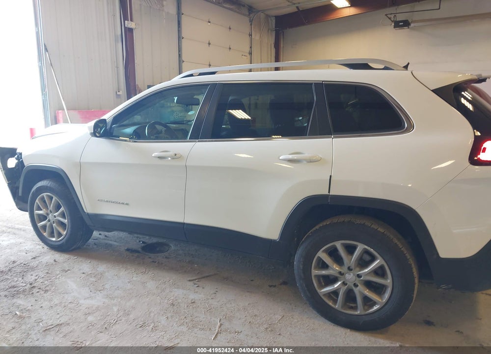 2015 JEEP CHEROKEE LATITUDE VIN: 1C4PJMCS9FW633313