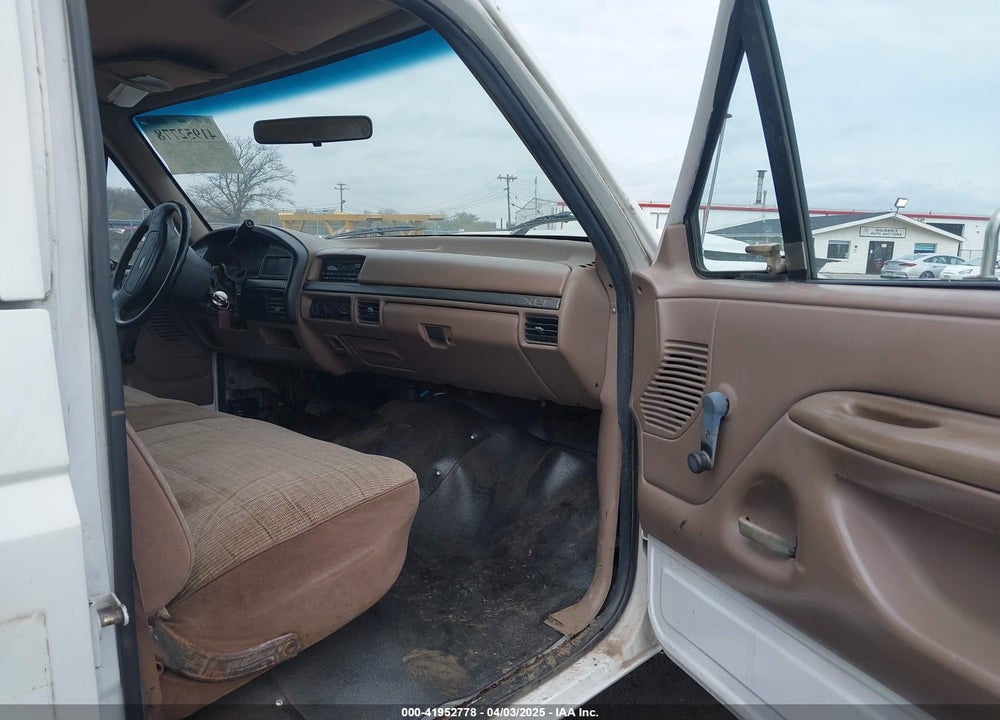 1992 FORD F350 VIN: 2FTJW35MXNCA46841