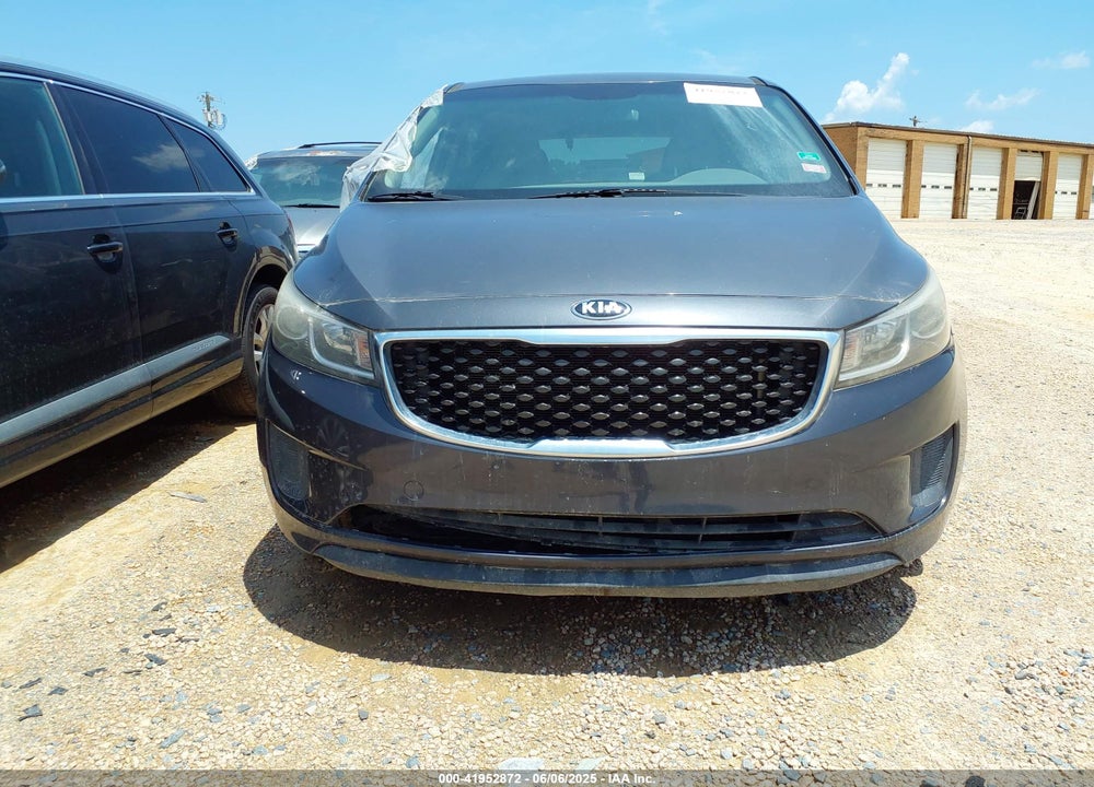 2015 KIA SEDONA VIN: KNDMB5C10F6065899
