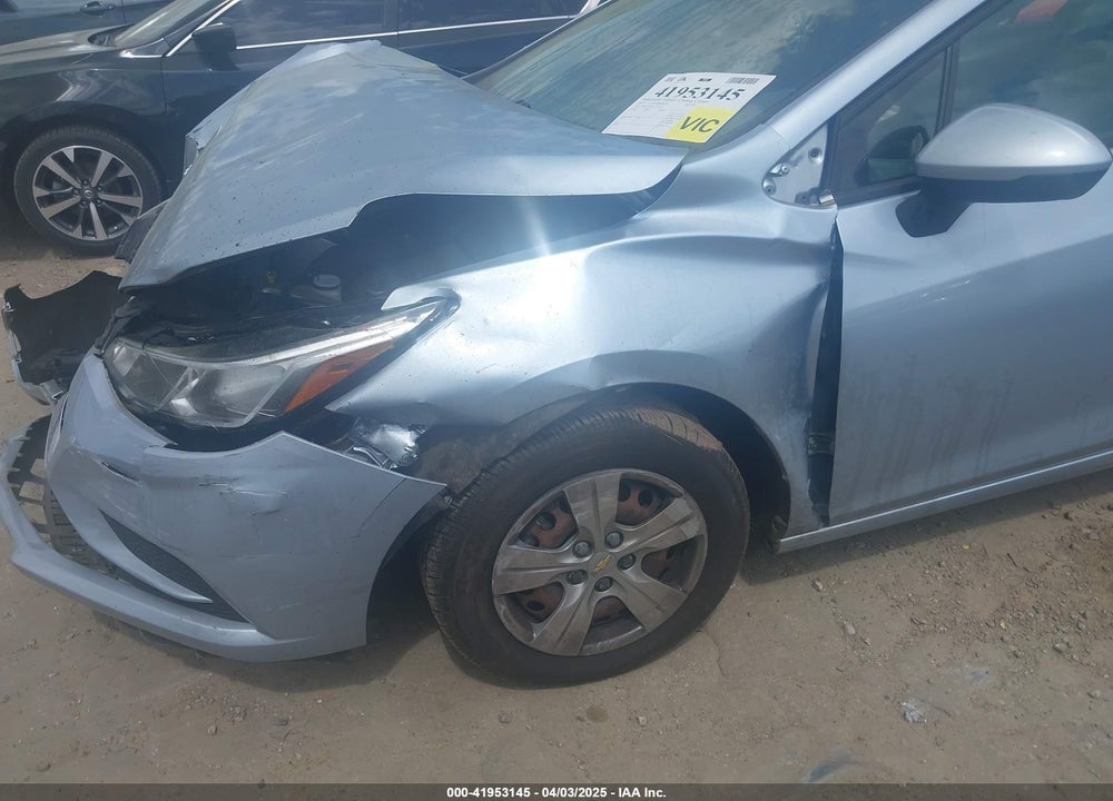 2017 CHEVROLET CRUZE VIN: 1G1BC5SM8H7277388