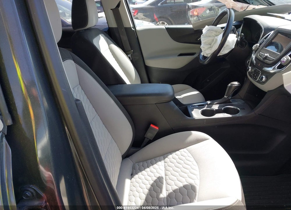 2019 CHEVROLET EQUINOX LT VIN: 2GNAXJEV3K6285823
