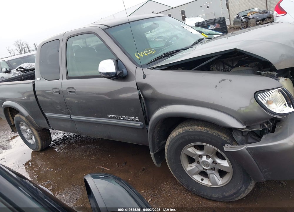 2003 TOYOTA TUNDRA SR5 V8 VIN: 5TBBT44123S395240