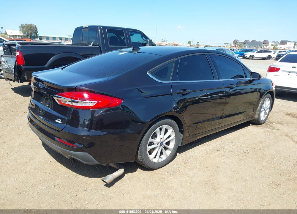 2019 FORD FUSION SE VIN: 3FA6P0HD8KR175506