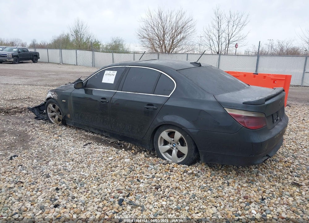 2007 BMW 525I VIN: WBANE53577CW64992