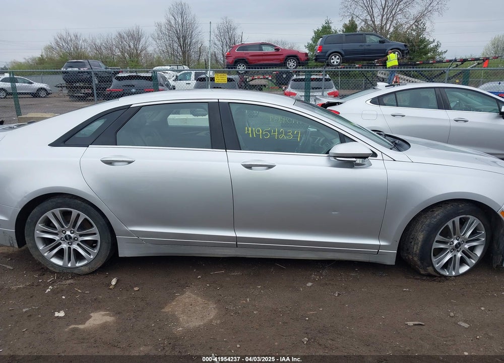 2013 LINCOLN MKZ VIN: 3LN6L2GK0DR823324