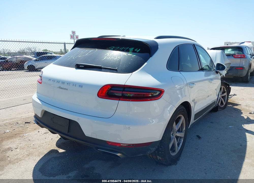 2018 PORSCHE MACAN VIN: WP1AA2A50JLB18264