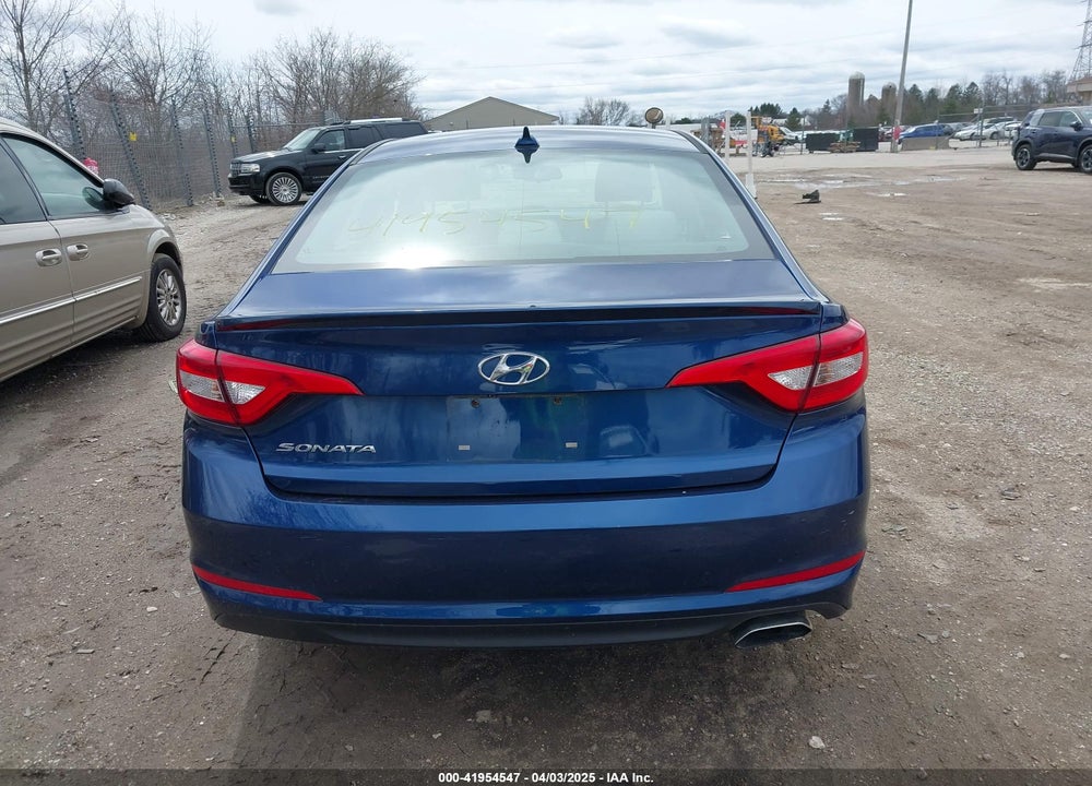 2017 HYUNDAI SONATA VIN: 5NPE24AF1HH507787