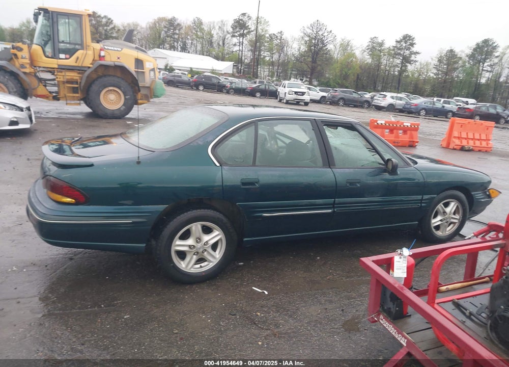 1998 PONTIAC BONNEVILLE VIN: 1G2HX52K8WH214744