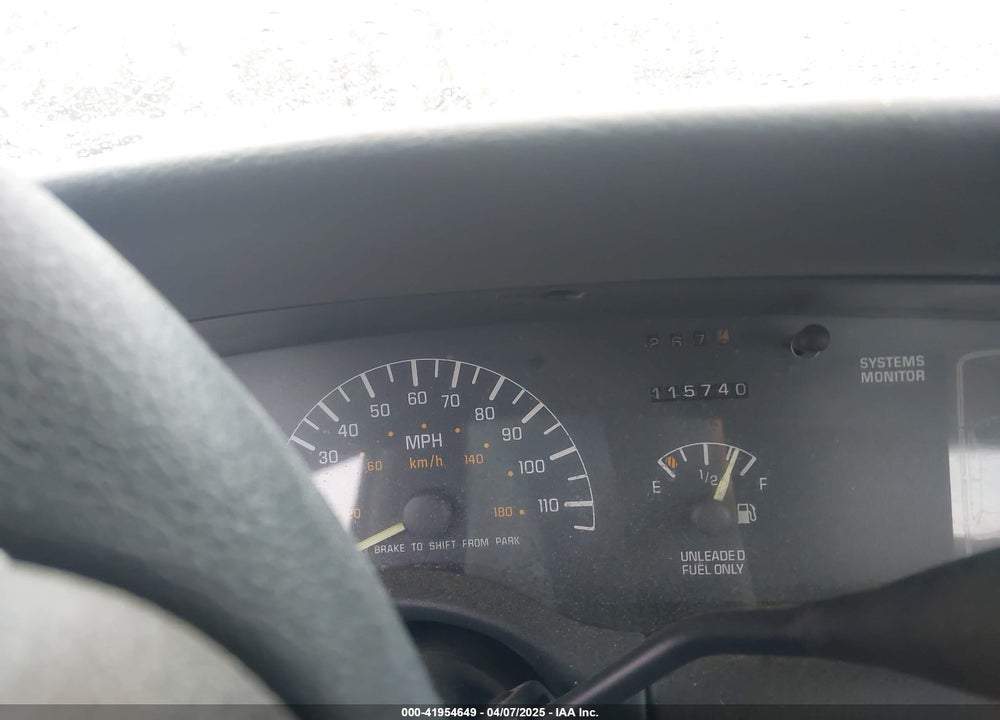 1998 PONTIAC BONNEVILLE VIN: 1G2HX52K8WH214744