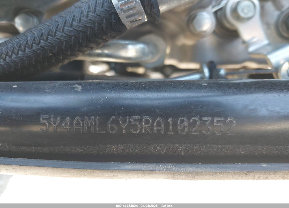 2024 YAMAHA YFM700 VIN: 5Y4AML6Y5RA102352