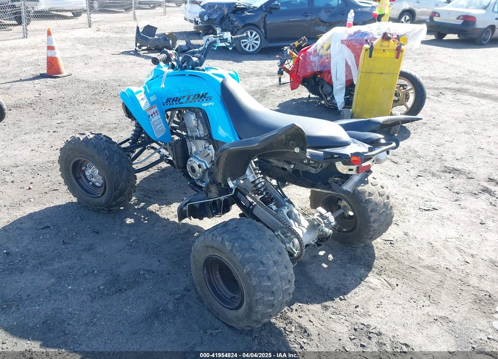 2024 YAMAHA YFM700 VIN: 5Y4AML6Y5RA102352
