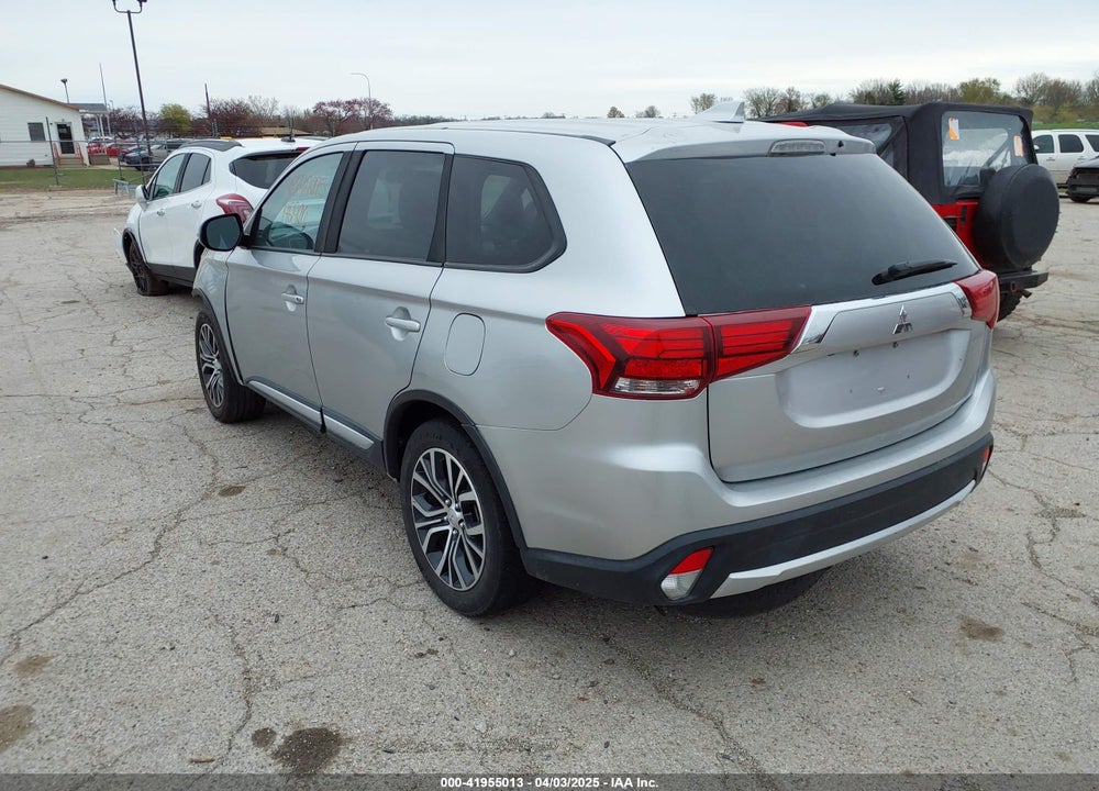 2018 MITSUBISHI OUTLANDER LE/SE/SEL VIN: JA4AD3A35JZ055117