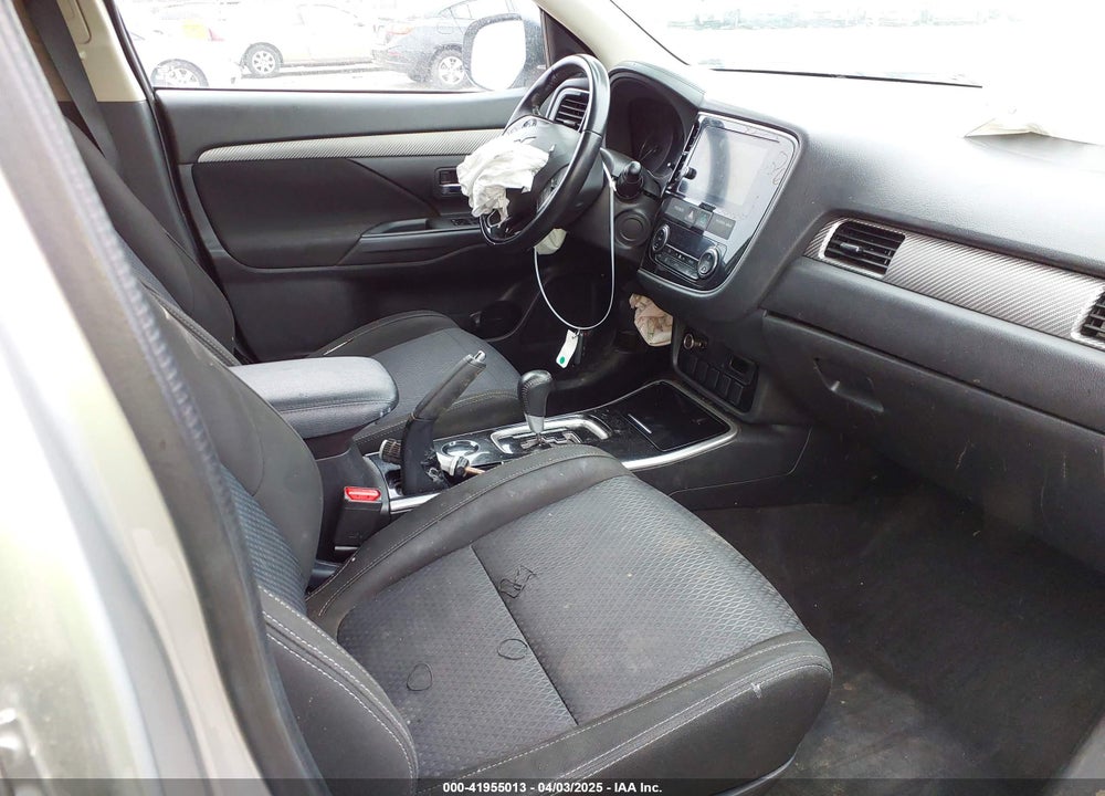 2018 MITSUBISHI OUTLANDER LE/SE/SEL VIN: JA4AD3A35JZ055117