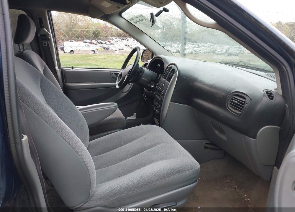 2005 CHRYSLER TOWN & COUNTRY TOURING VIN: 2C4GP54L45R456415