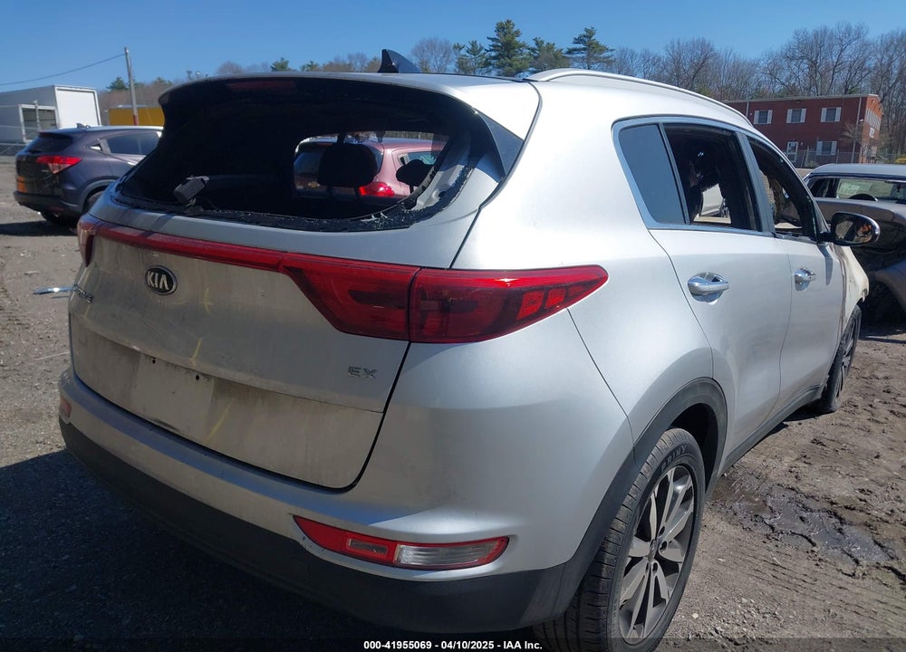 2017 KIA SPORTAGE VIN: KNDPNCAC1H7248223