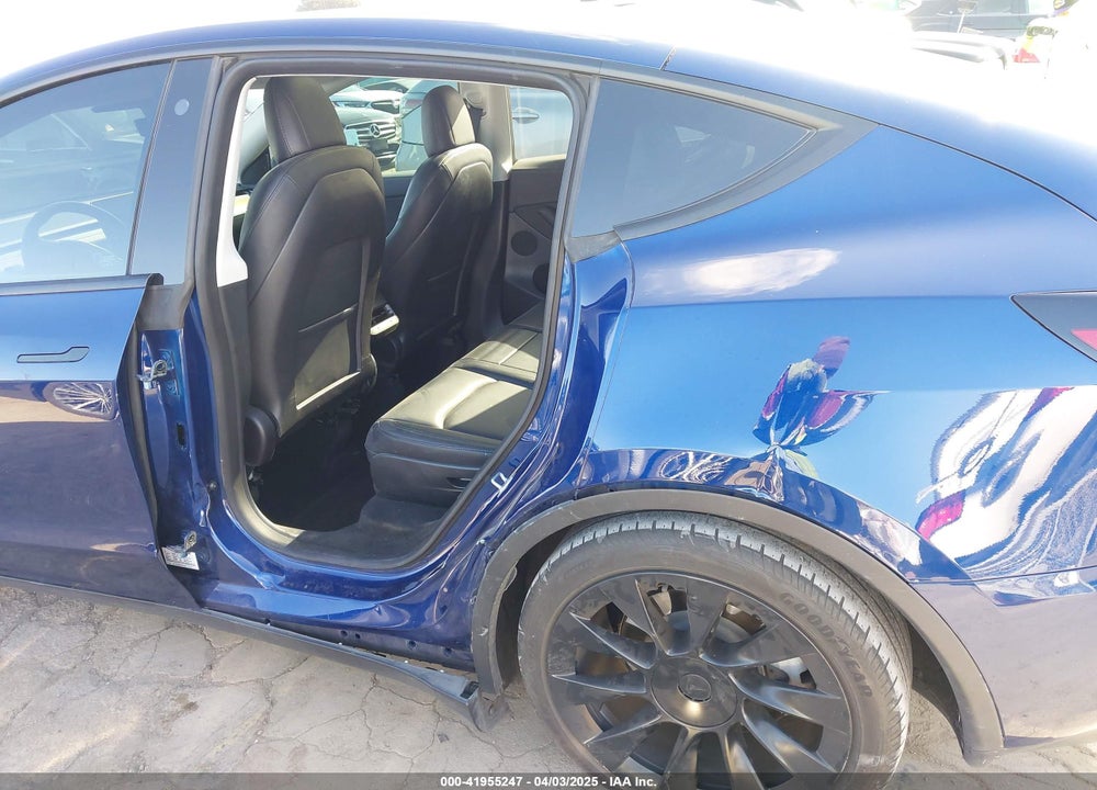 2023 TESLA MODEL Y AWD/LONG RANGE DUAL MOTOR ALL-WHEEL DRIVE VIN: 7SAYGAEE1PF617933