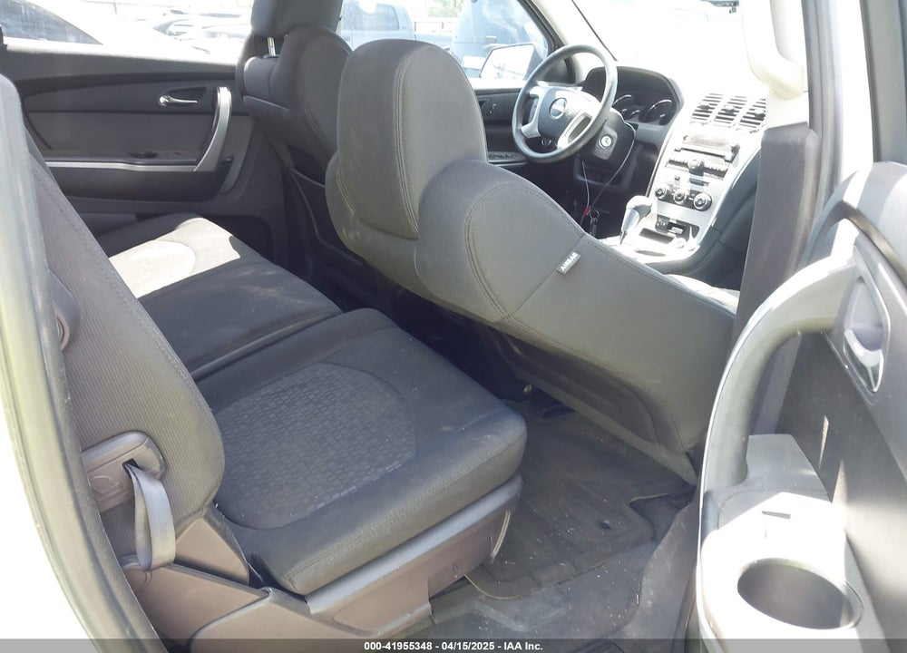 2010 GMC ACADIA VIN: 1GKLRKED1AJ192992