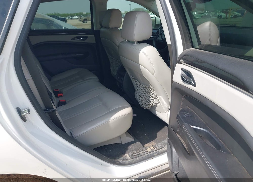2013 CADILLAC SRX VIN: 3GYFNDE30DS648288