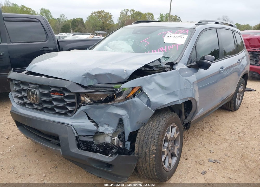 2023 HONDA PASSPORT VIN: 5FNYF8H66PB032309