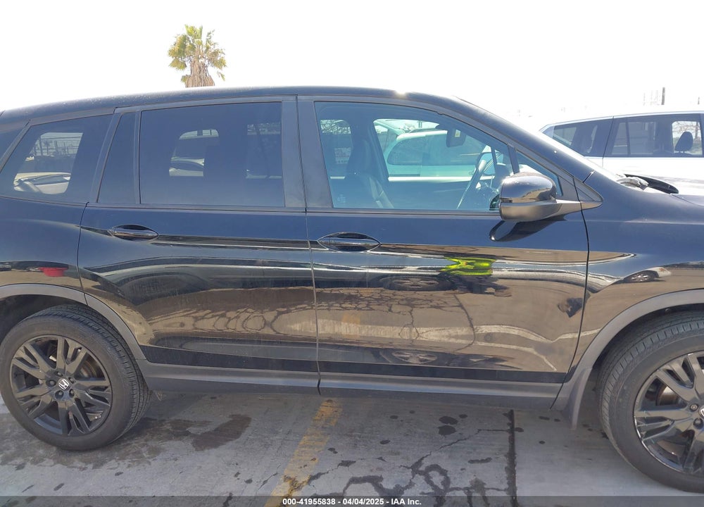 2021 HONDA PASSPORT VIN: 5FNYF8H21MB038592