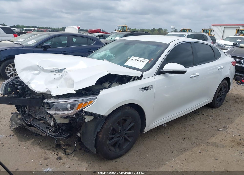 2018 KIA OPTIMA VIN: KNAGT4L37J5206064