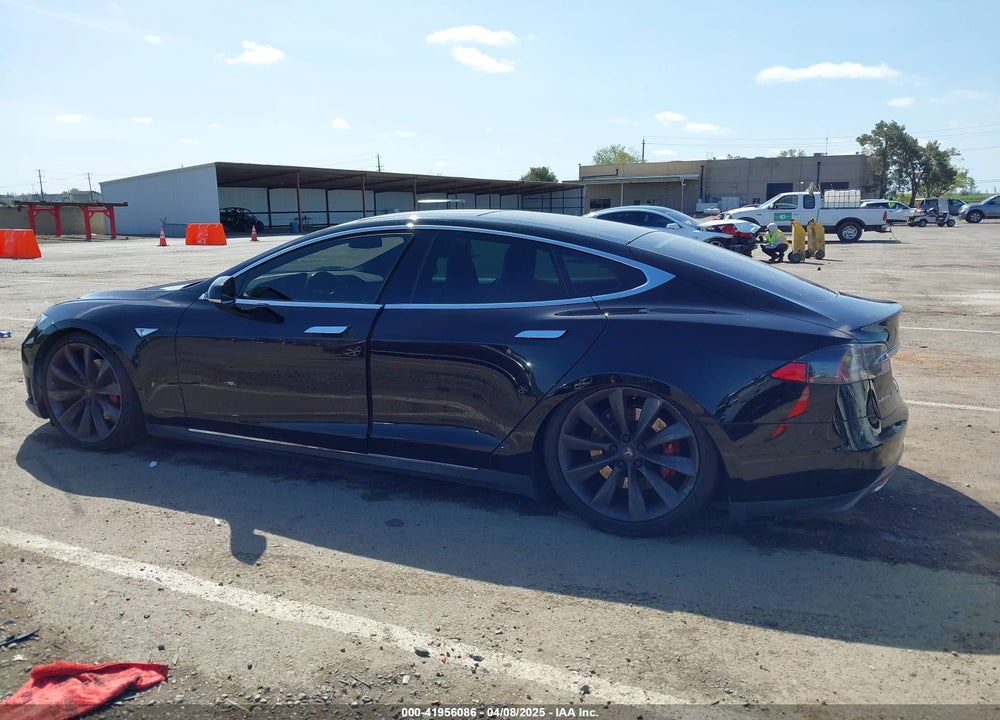 2014 TESLA MODEL S VIN: 5YJSA1H11EFP48077