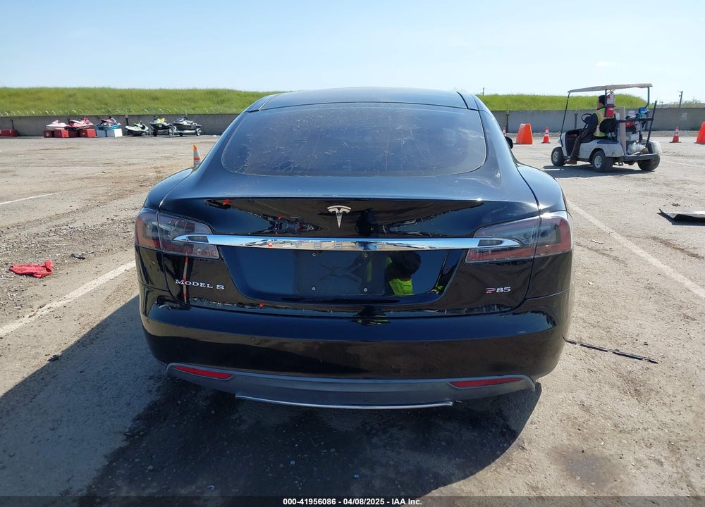 2014 TESLA MODEL S VIN: 5YJSA1H11EFP48077