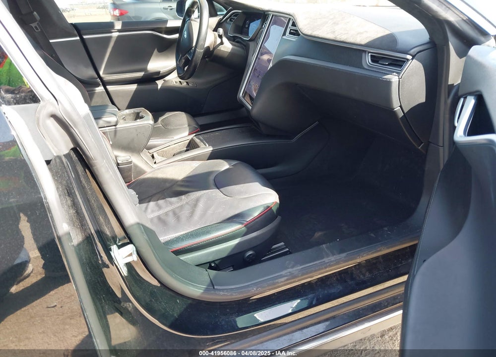 2014 TESLA MODEL S VIN: 5YJSA1H11EFP48077