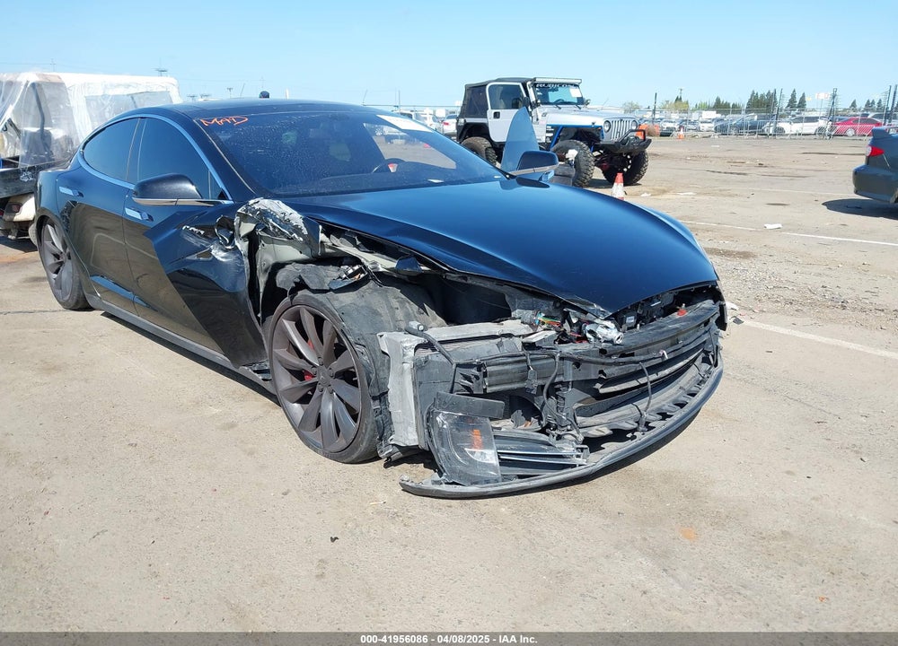 2014 TESLA MODEL S VIN: 5YJSA1H11EFP48077