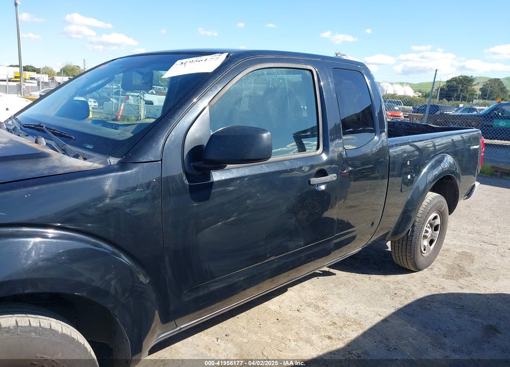 2011 NISSAN FRONTIER S VIN: 1N6BD0CT8BC410756