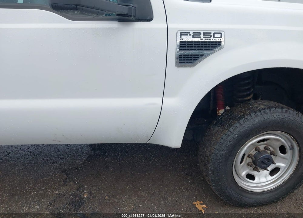 2010 FORD F-250 VIN: 1FTSX2B57AEA18749