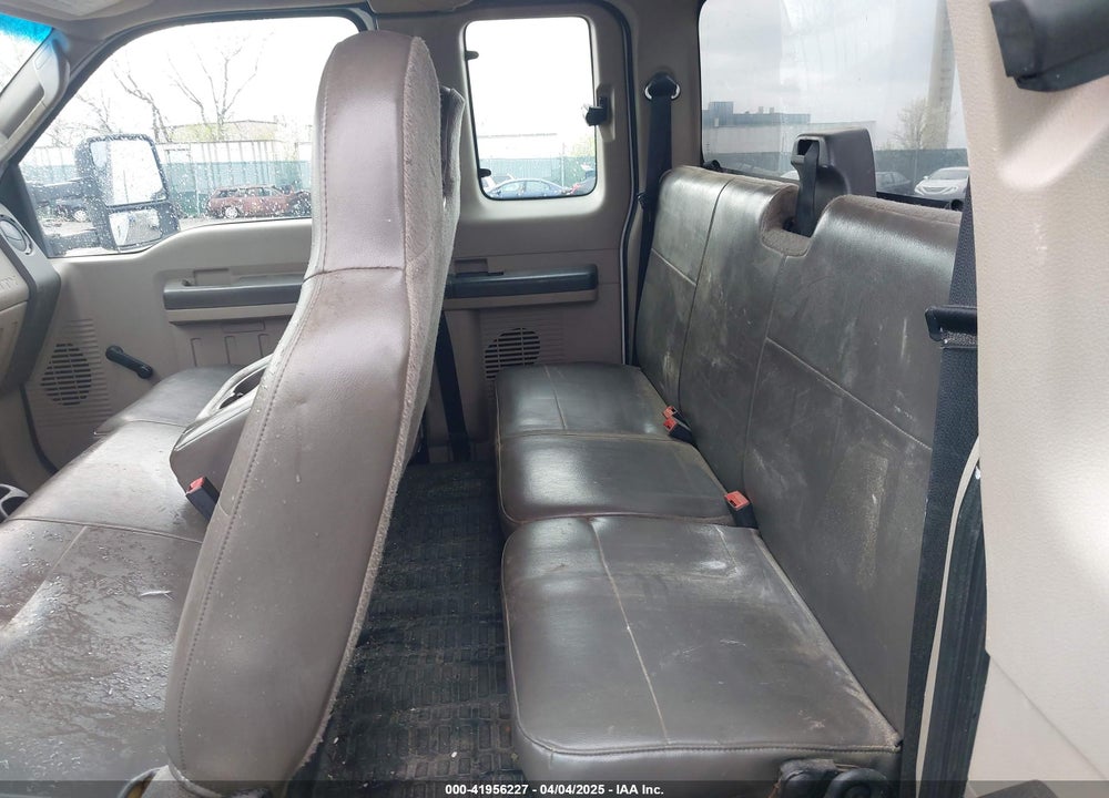 2010 FORD F-250 VIN: 1FTSX2B57AEA18749