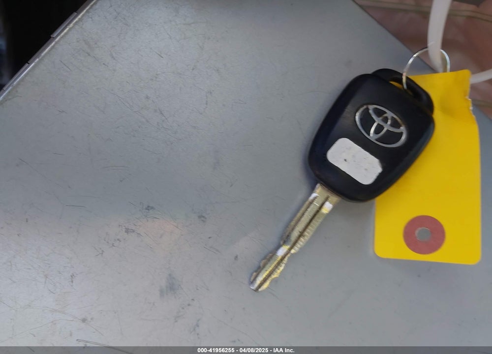 2012 TOYOTA CAMRY XLE VIN: 4T4BF1FK0CR221215