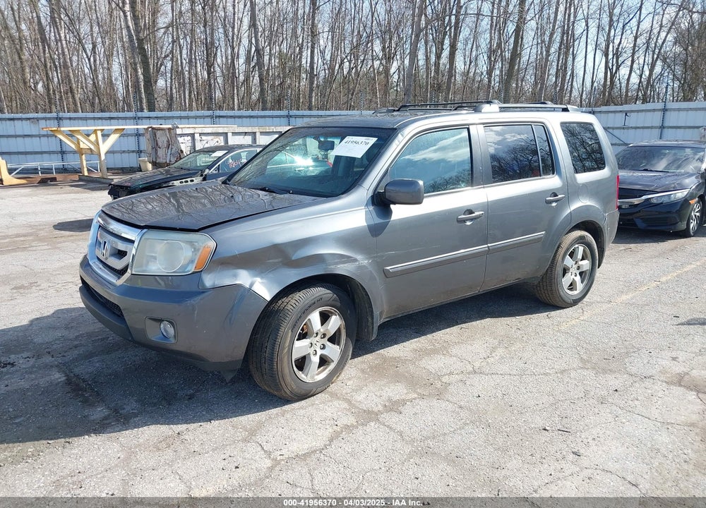 2011 HONDA PILOT VIN: 5FNYF4H51BB065906